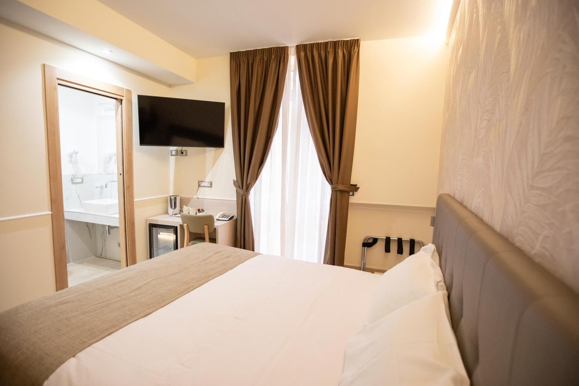 Hotel Maximus Рим Екстер'єр фото