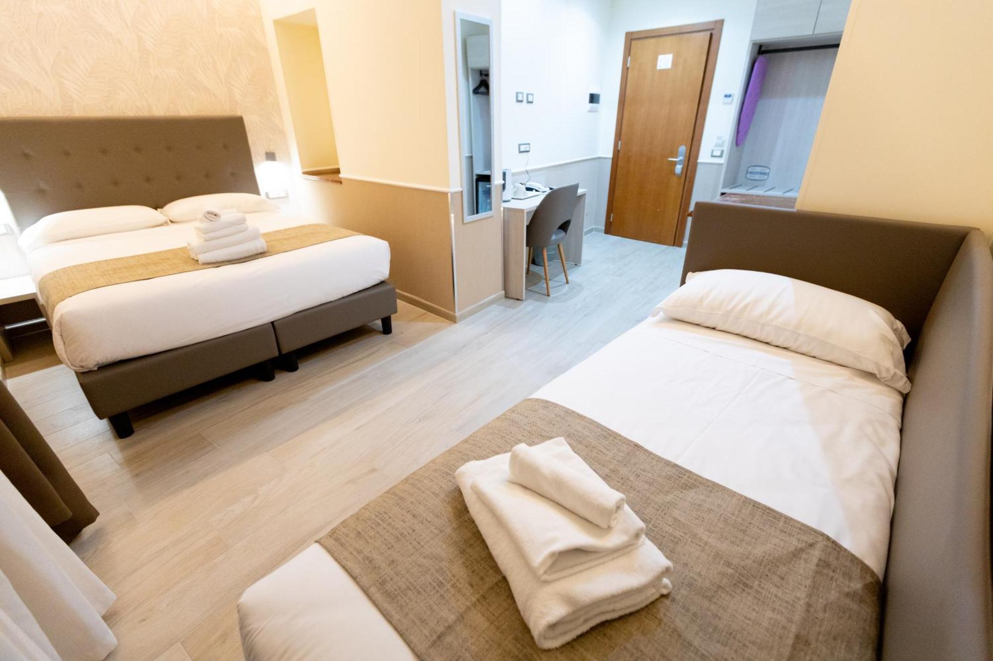Hotel Maximus Рим Екстер'єр фото