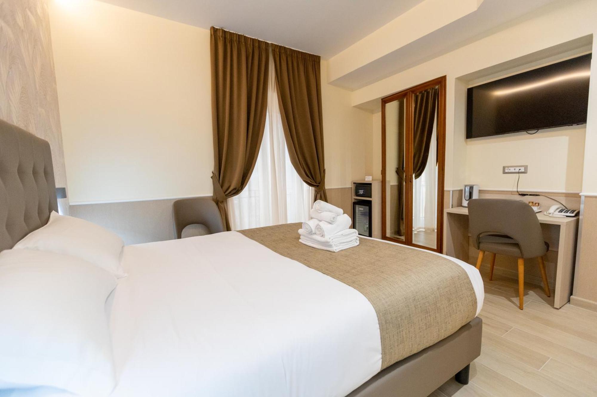 Hotel Maximus Рим Екстер'єр фото
