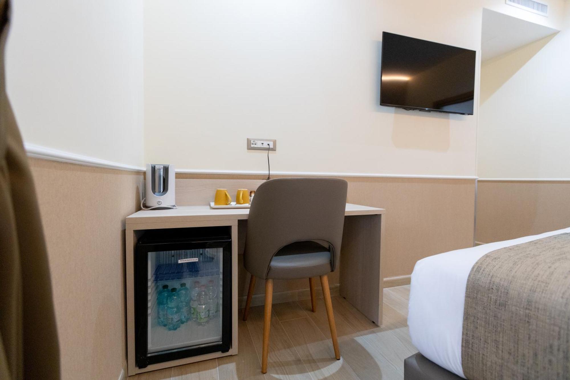 Hotel Maximus Рим Екстер'єр фото