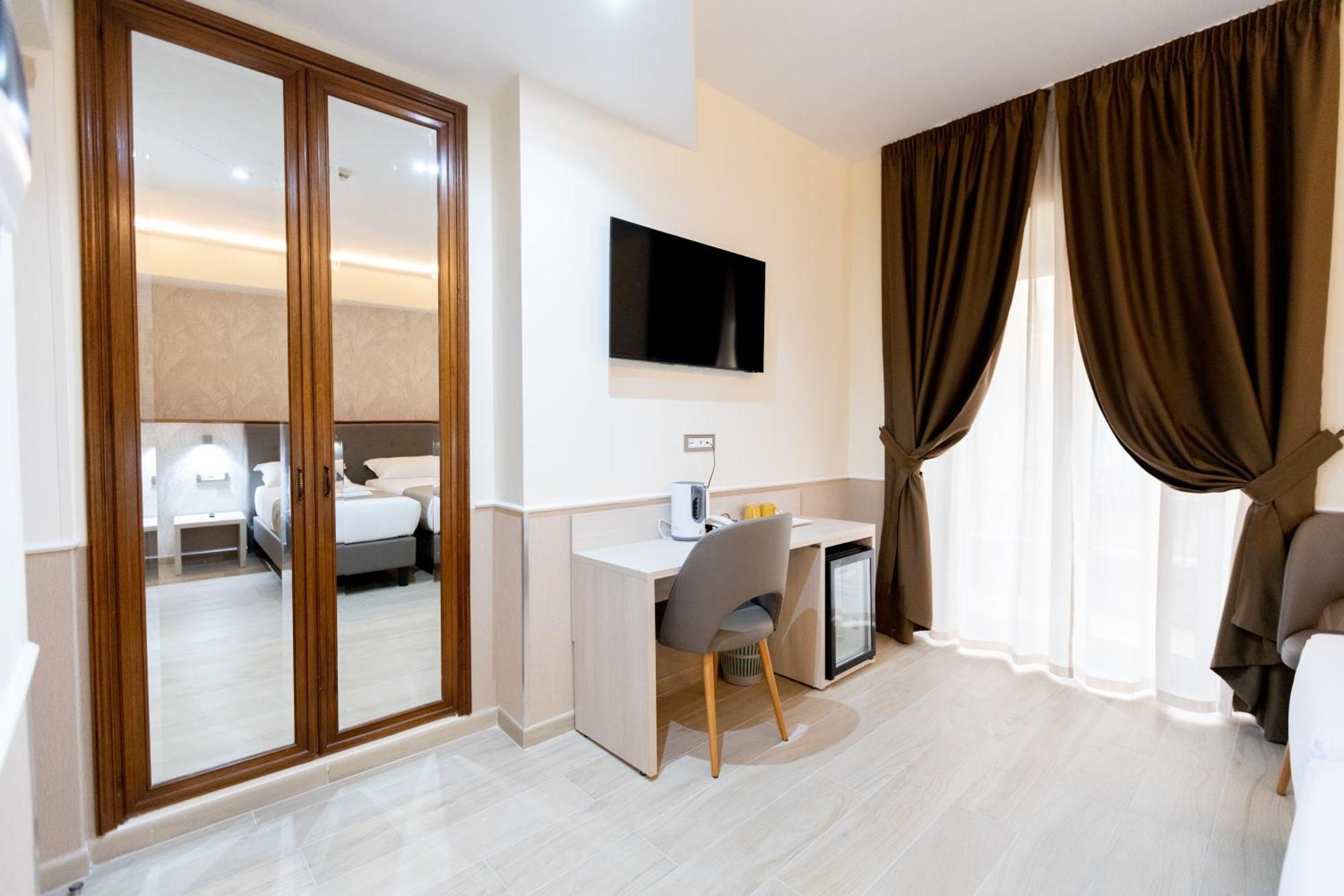 Hotel Maximus Рим Екстер'єр фото