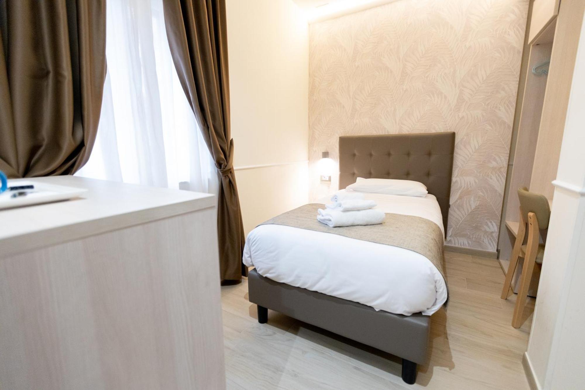 Hotel Maximus Рим Екстер'єр фото